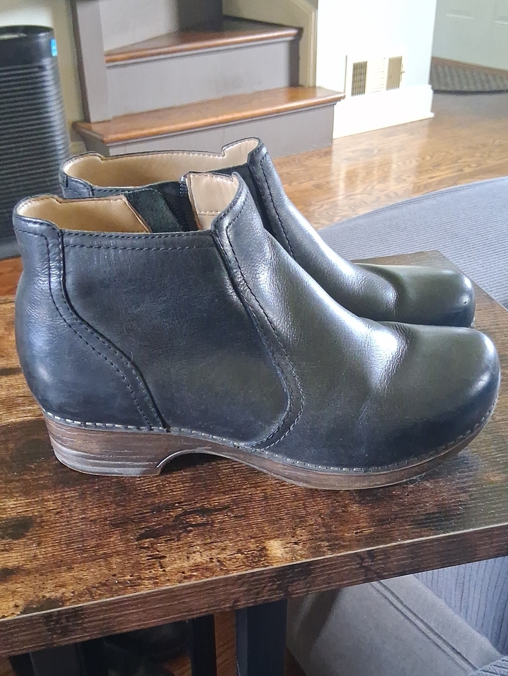Dansko Barbara Bootie for Women - Memory Foam Footbed, Arch Support Sz 38